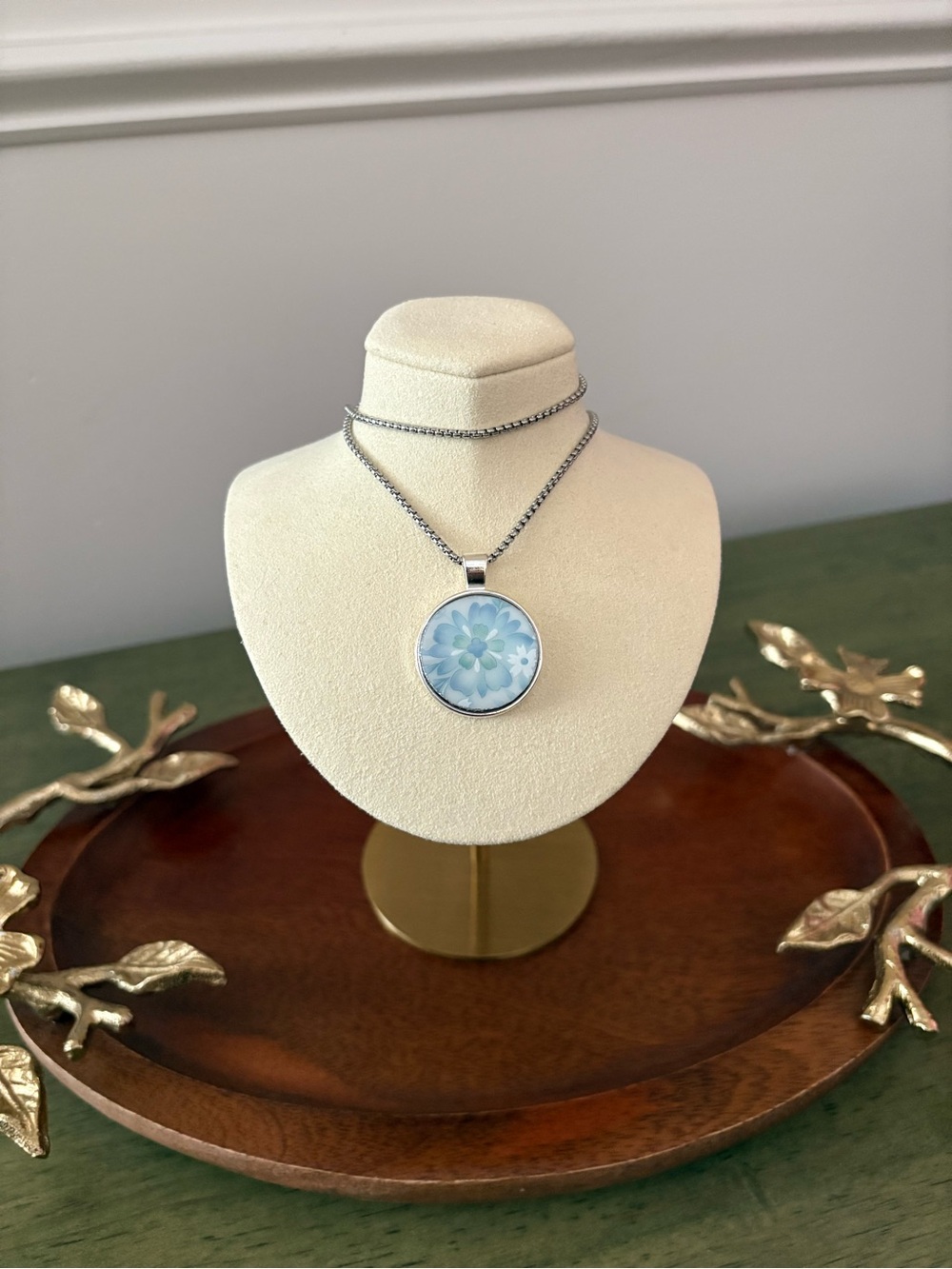 Noritake Milford Vintage China Necklace